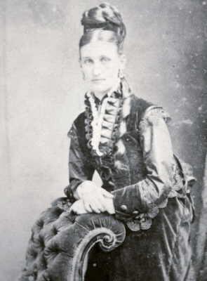 Mary Jane Berrett (young)